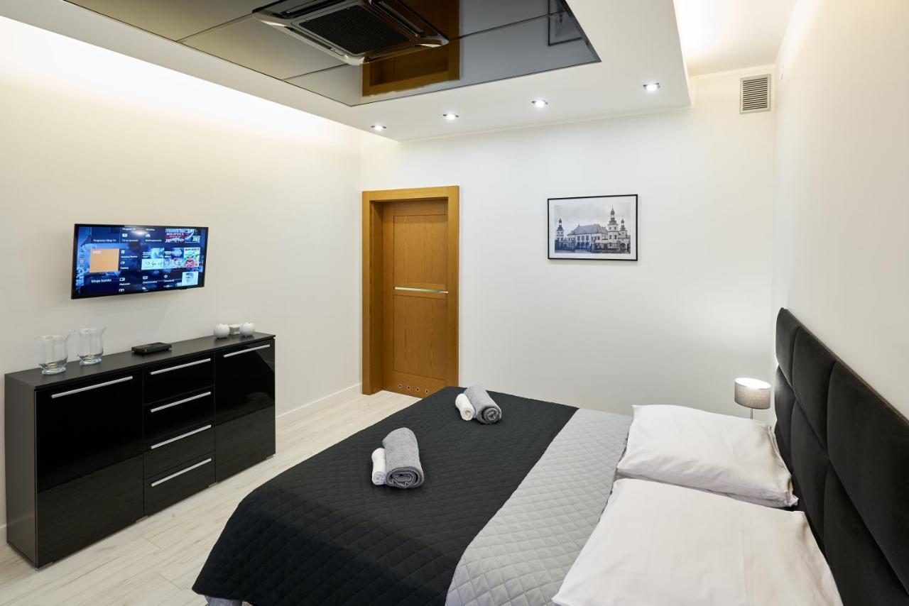 Prestige Apartamenty Vinci Centrum Kielce Exteriör bild