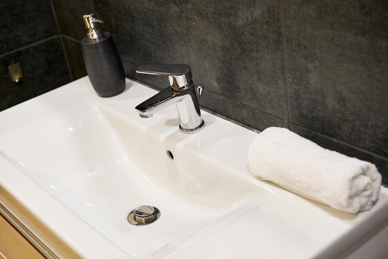 Prestige Apartamenty Vinci Centrum Kielce Exteriör bild