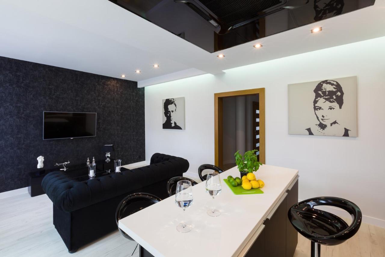 Prestige Apartamenty Vinci Centrum Kielce Exteriör bild